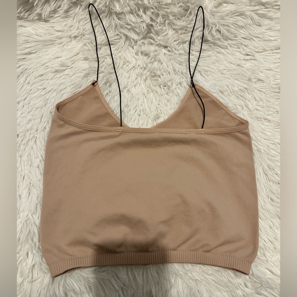 NWOT! FREE PEOPLE x INTIMATELY SEAMLESS CAMI - Picture 3 of 4